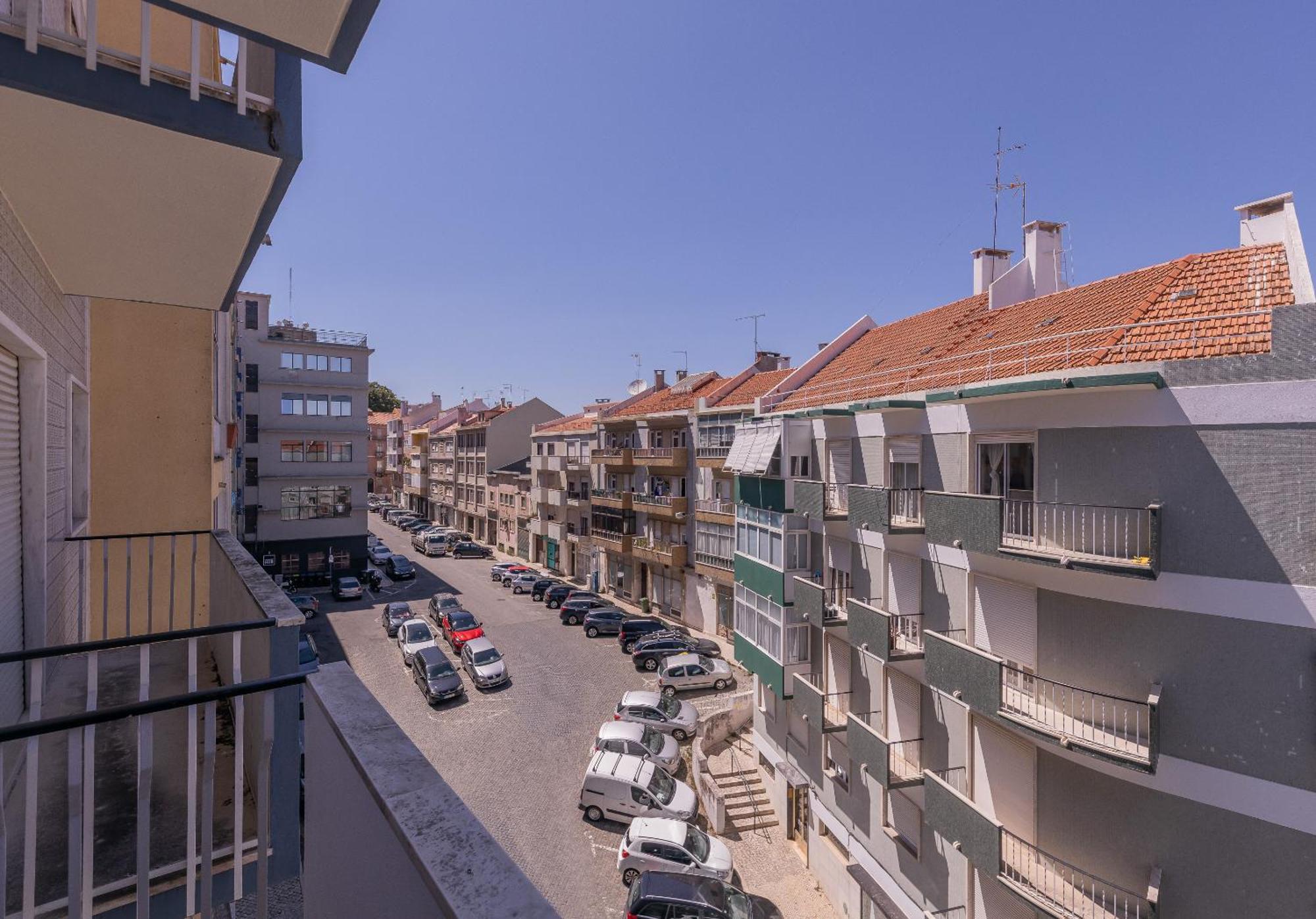 T2 Furnished In Central Lisbon, Portugal Apartment